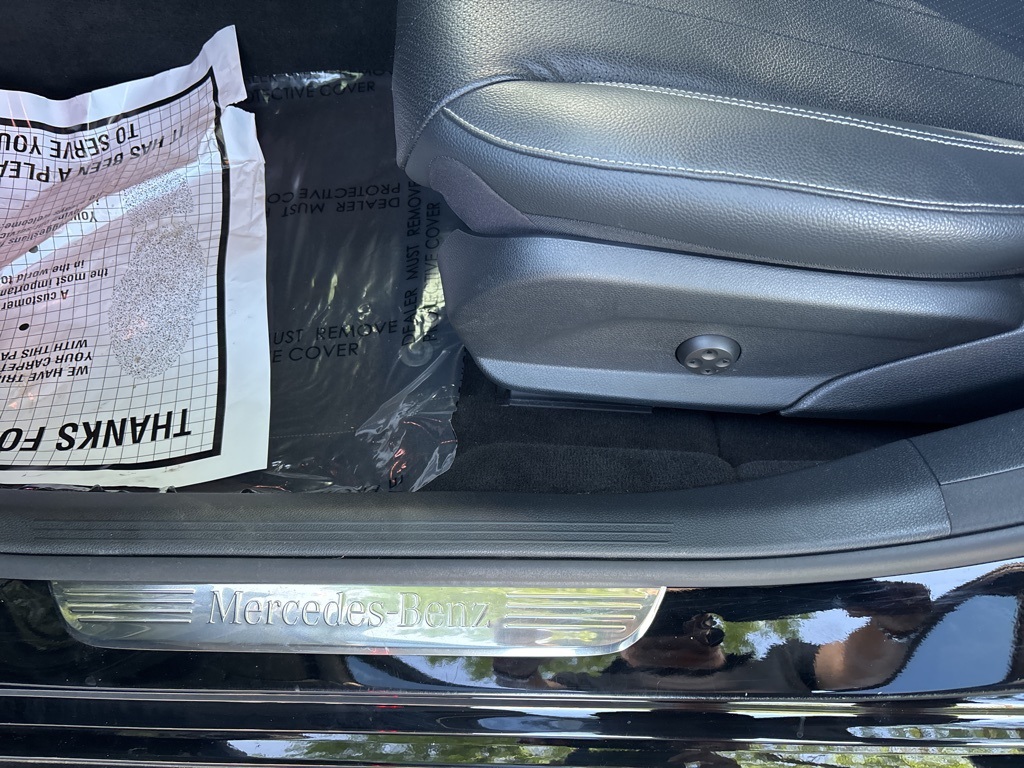 Vehicle image 30 of 49