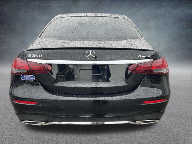 Vehicle image 6 of 32