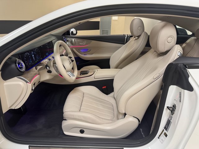 Vehicle image 12 of 32