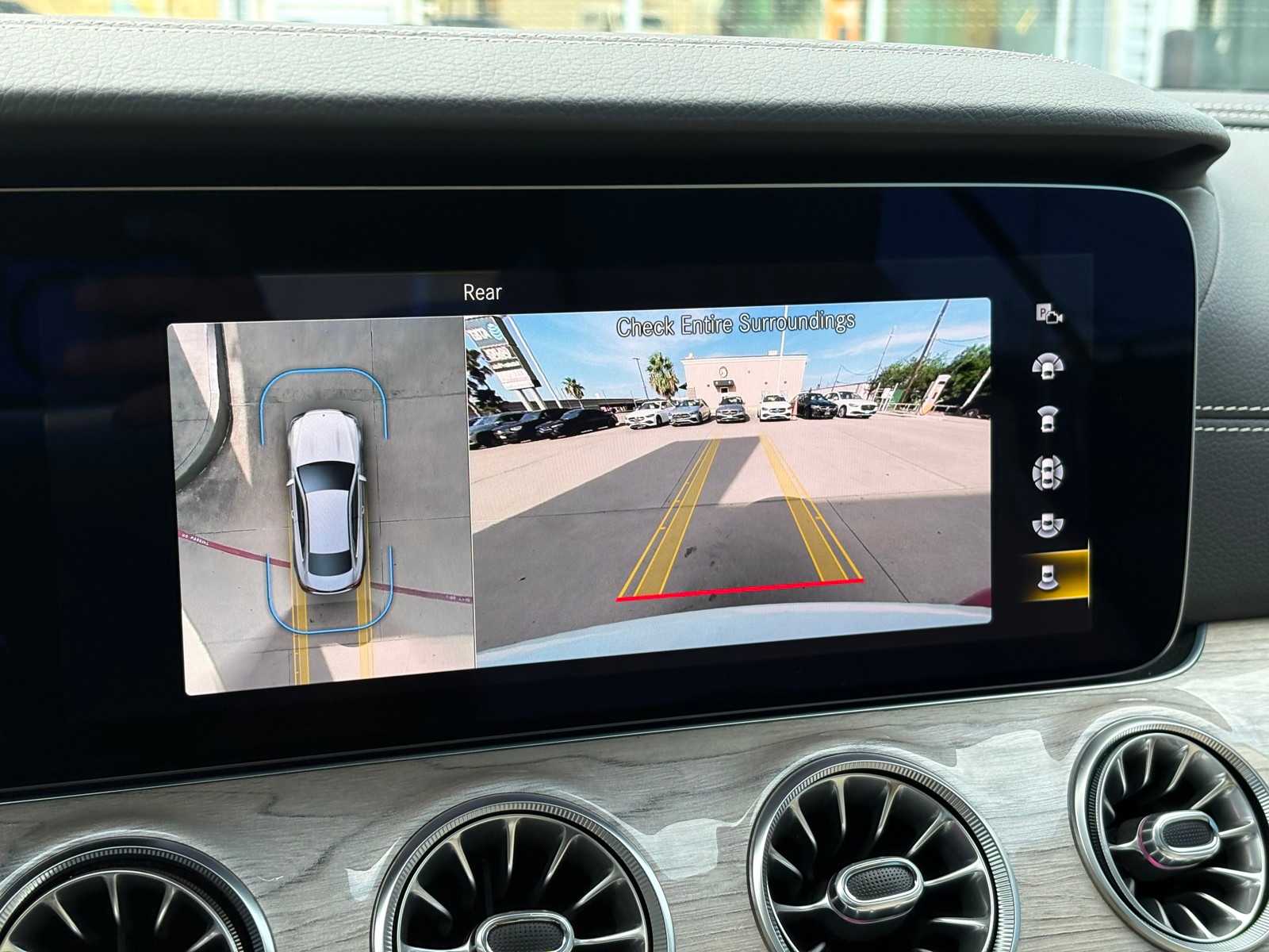 Vehicle image 12 of 21