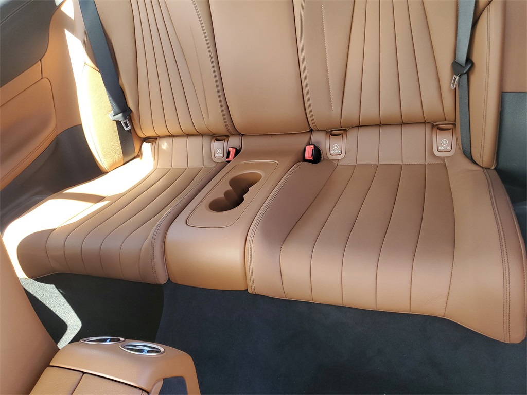 Vehicle image 11 of 40
