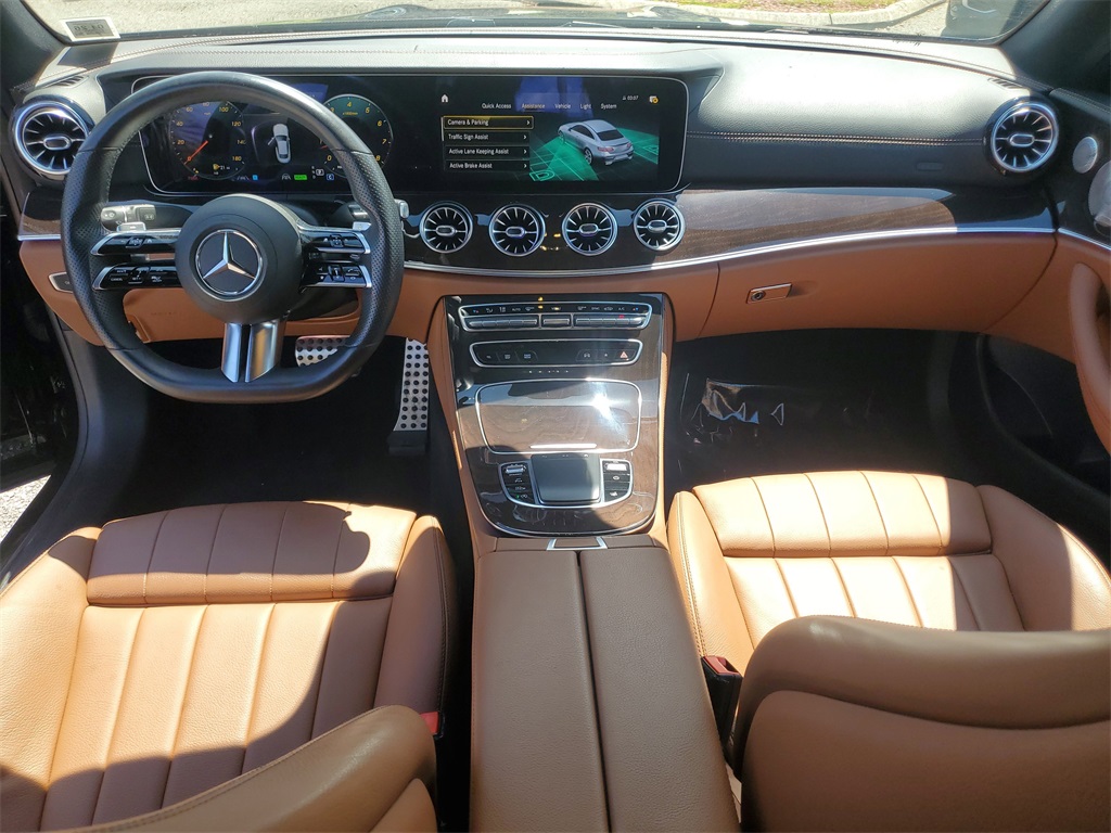 Vehicle image 14 of 40