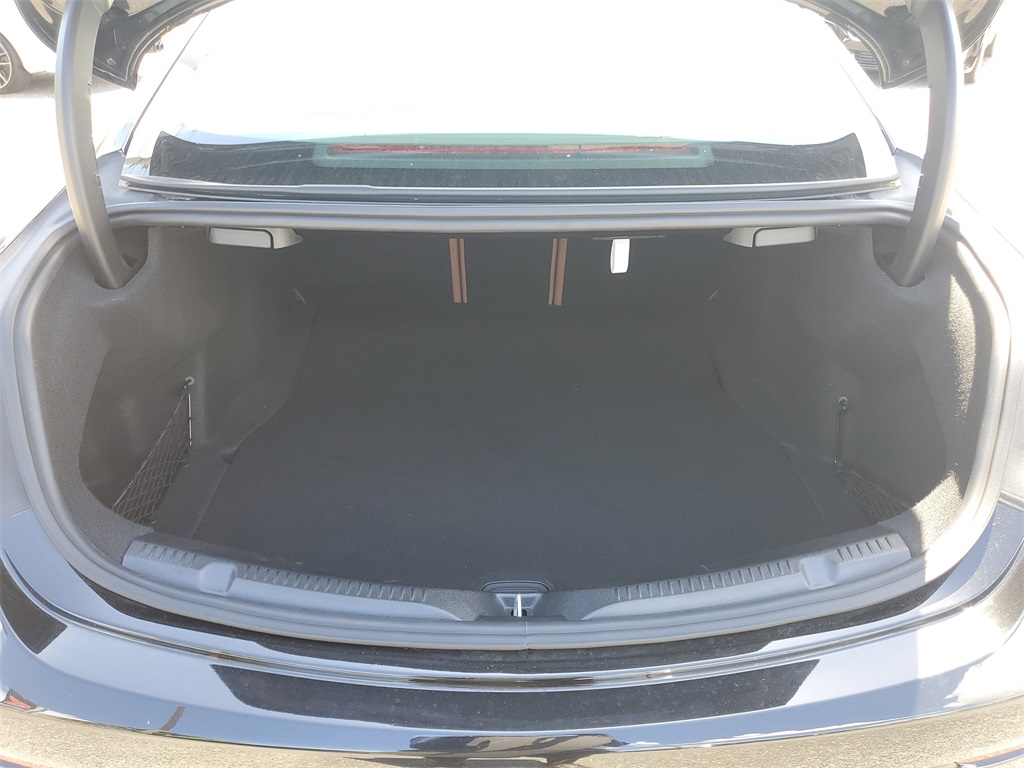 Vehicle image 6 of 40