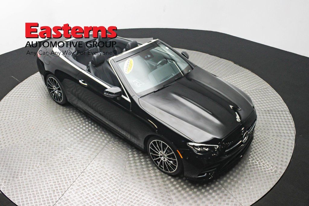 Vehicle image 17 of 65