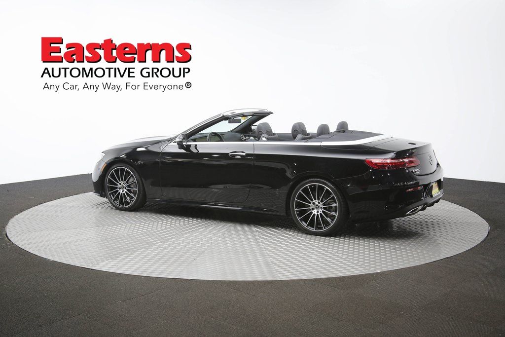 Vehicle image 35 of 65