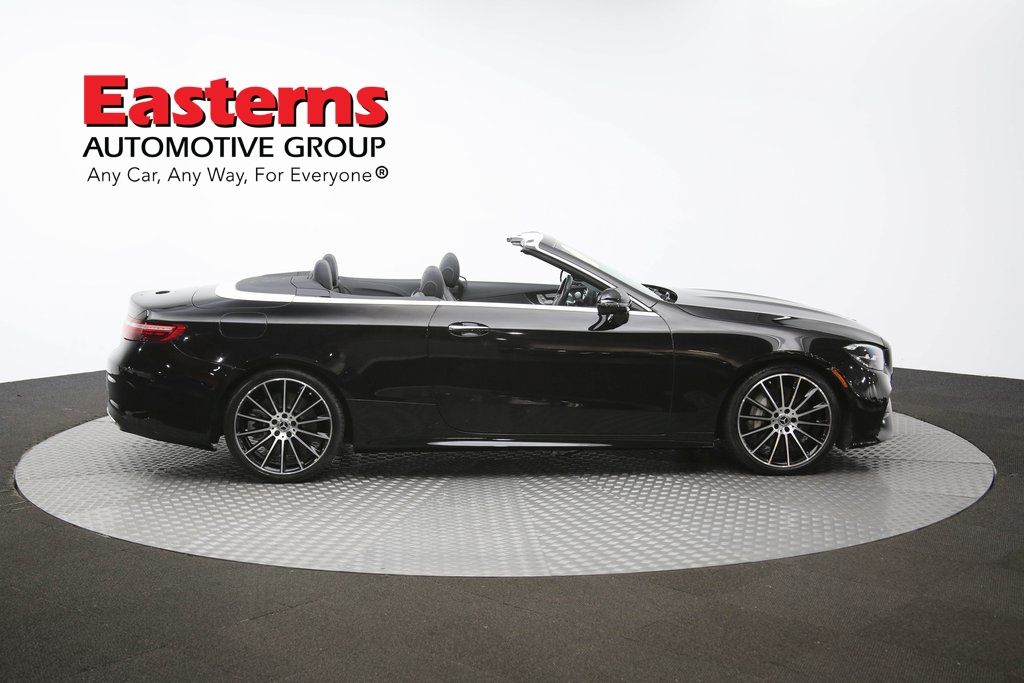Vehicle image 18 of 65