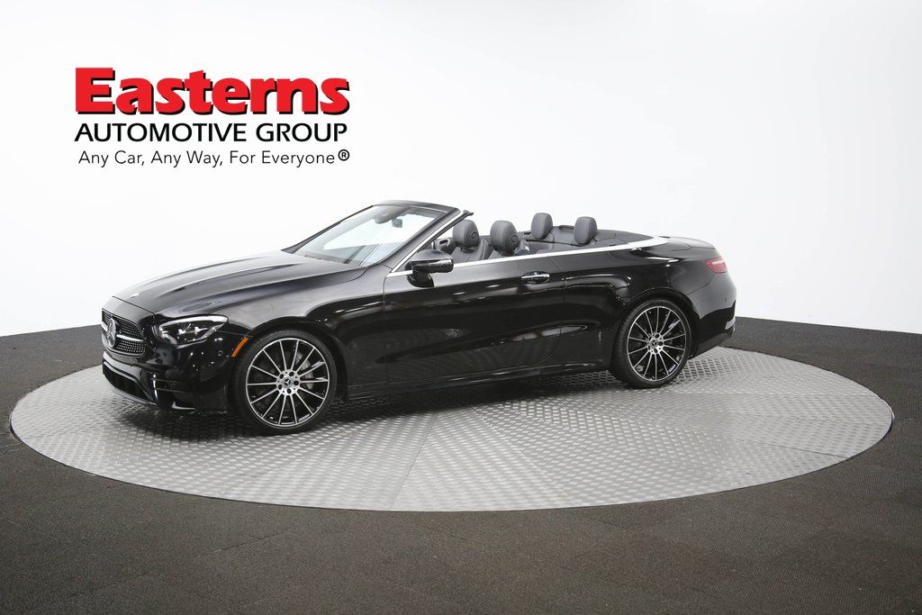 Vehicle image 4 of 65