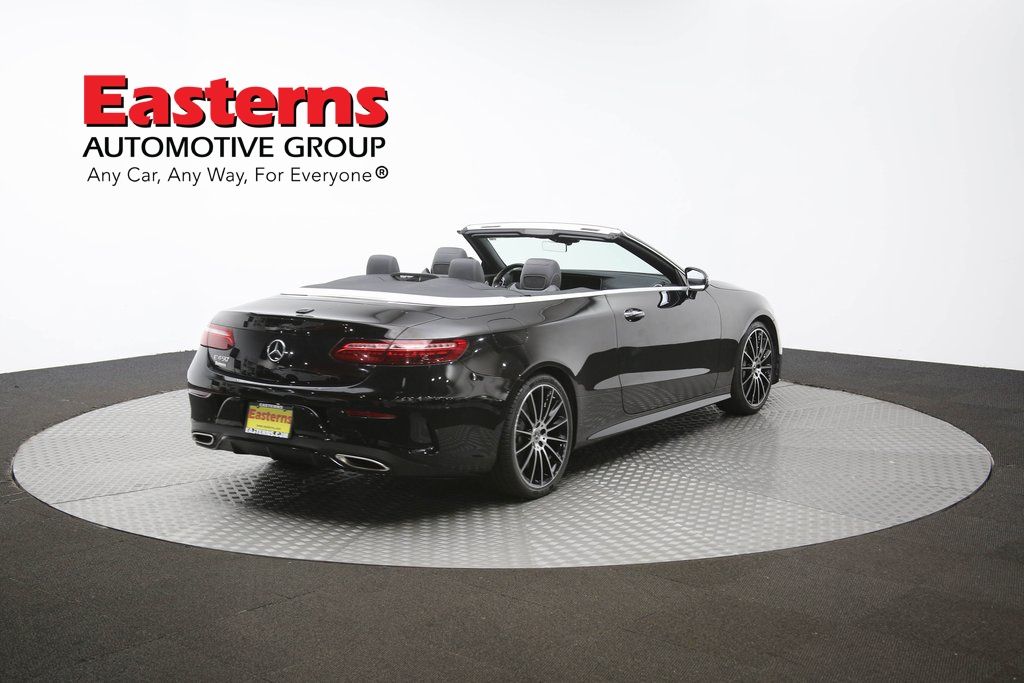 Vehicle image 24 of 65