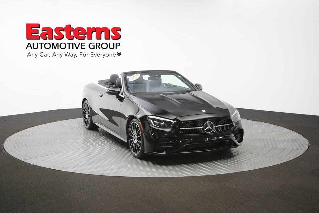 Vehicle image 11 of 65
