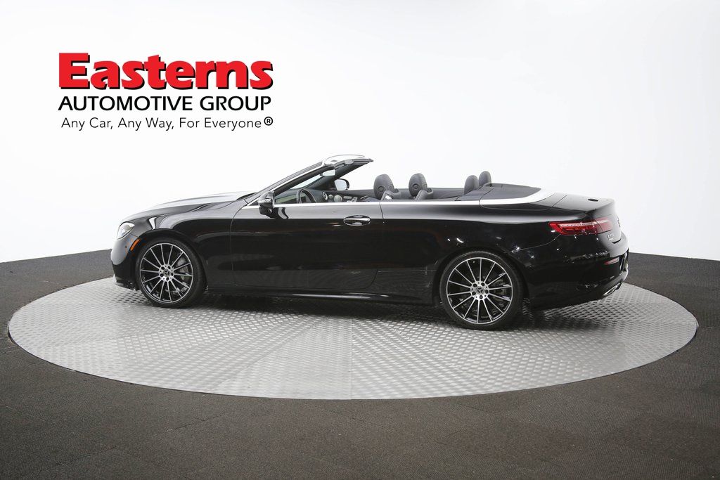 Vehicle image 34 of 65