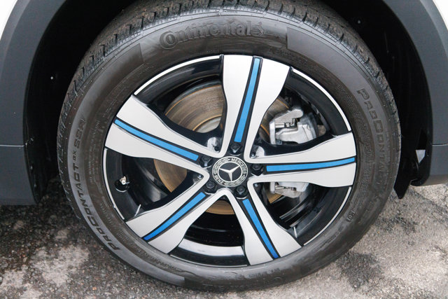 Vehicle image 12 of 35
