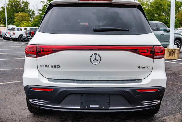 Vehicle image 6 of 35