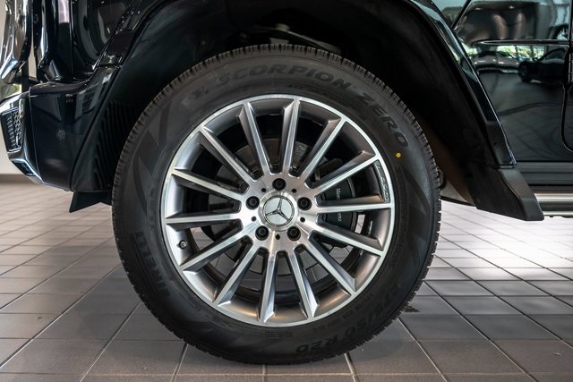 Vehicle image 9 of 39