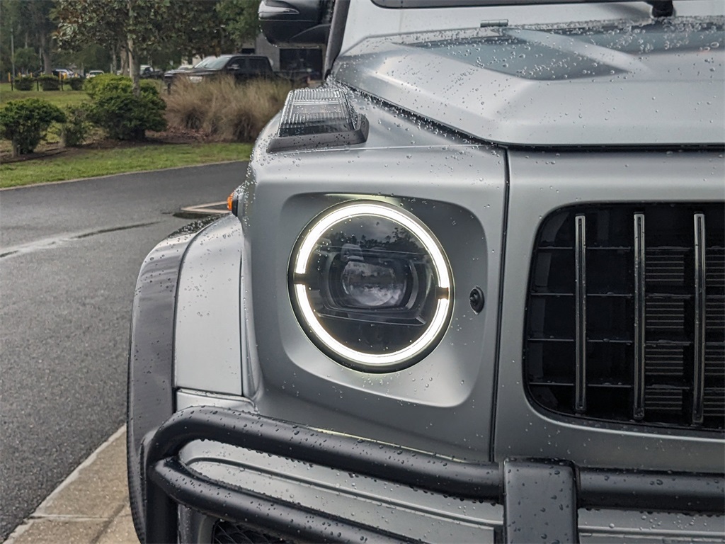 Vehicle image 12 of 30