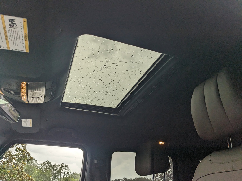 Vehicle image 9 of 30