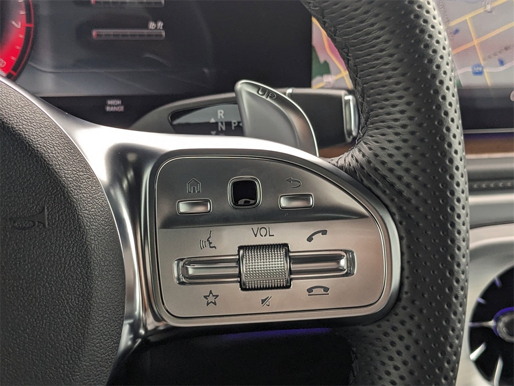 Vehicle image 27 of 30