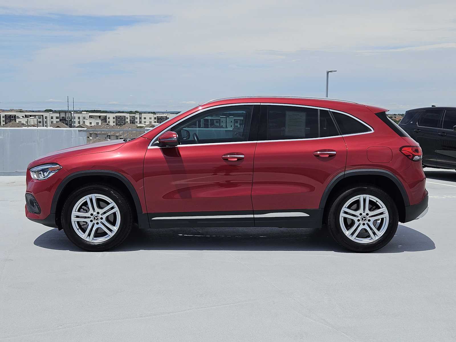 Vehicle image 7 of 30