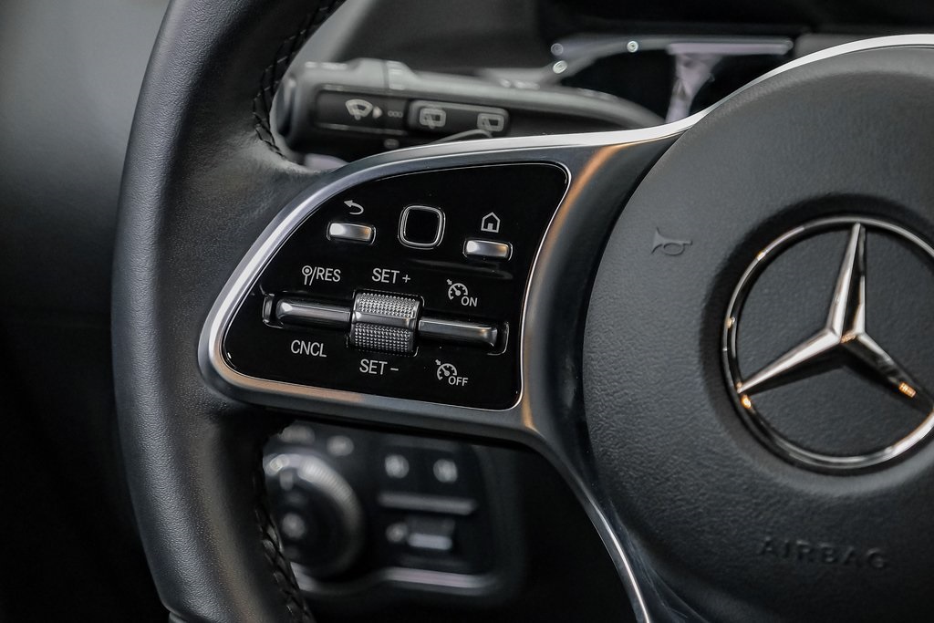 Vehicle image 15 of 53