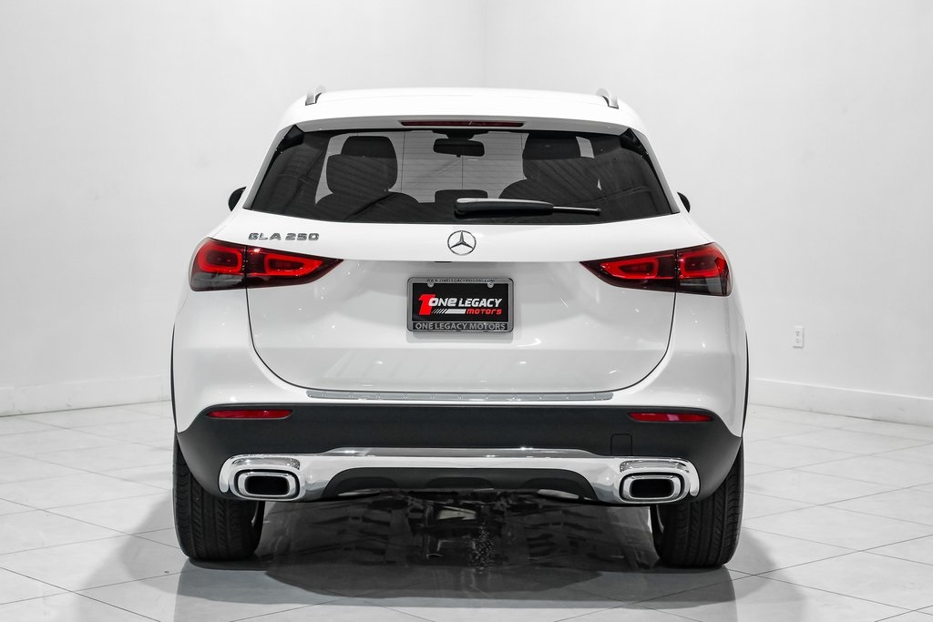 Vehicle image 6 of 53