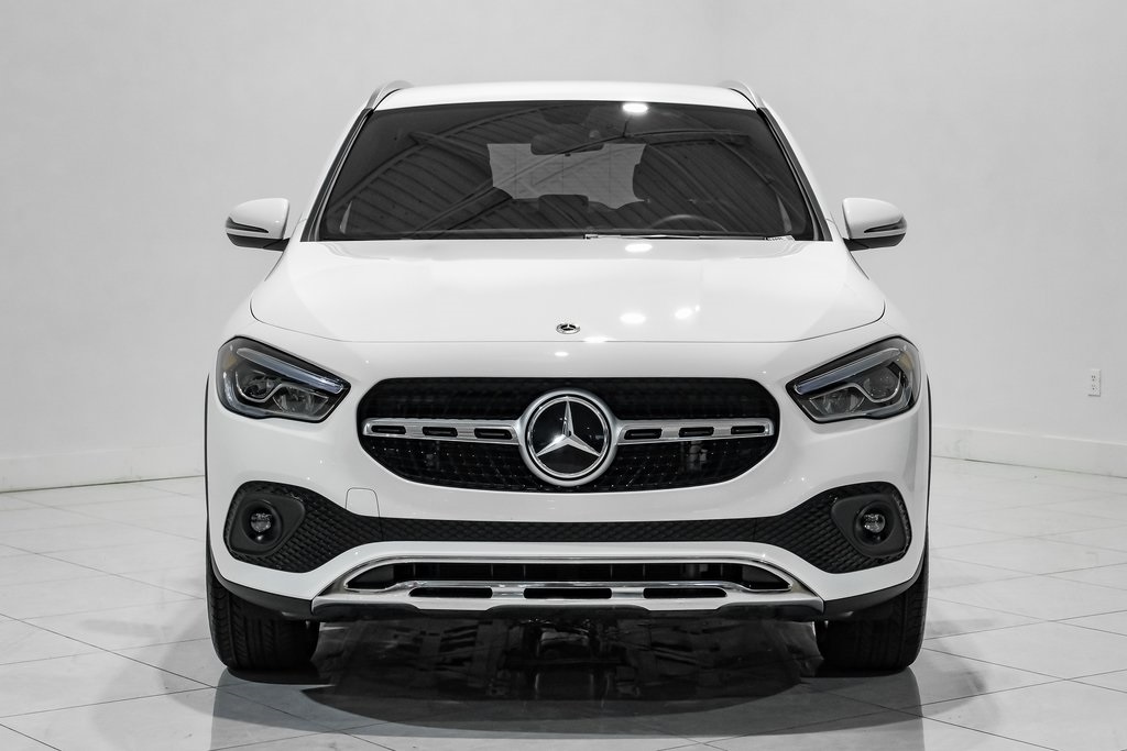 Vehicle image 2 of 53