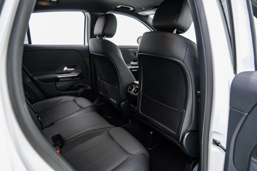 Vehicle image 29 of 53