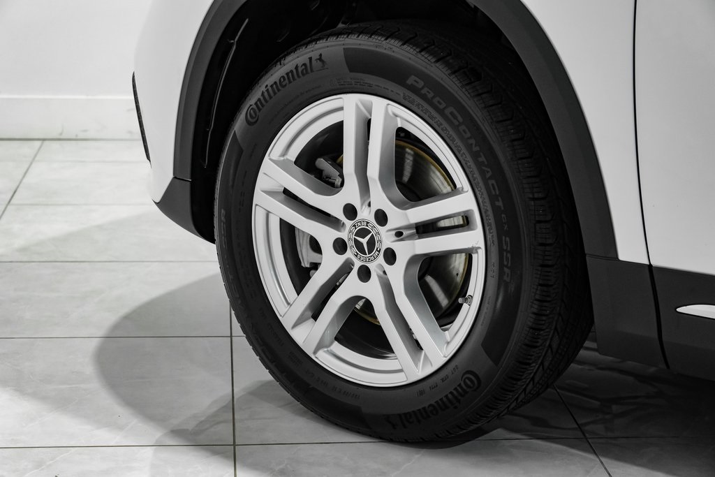 Vehicle image 49 of 53