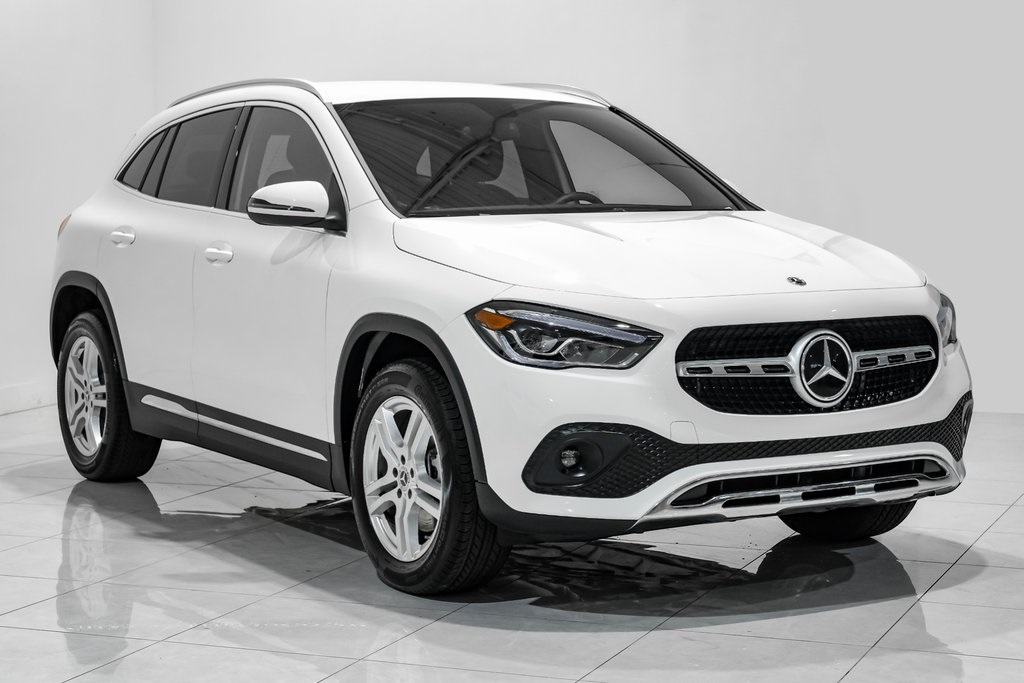 Vehicle image 3 of 53