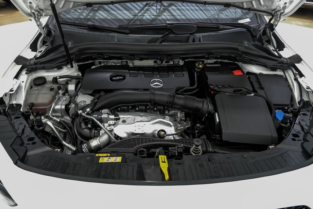 Vehicle image 43 of 53