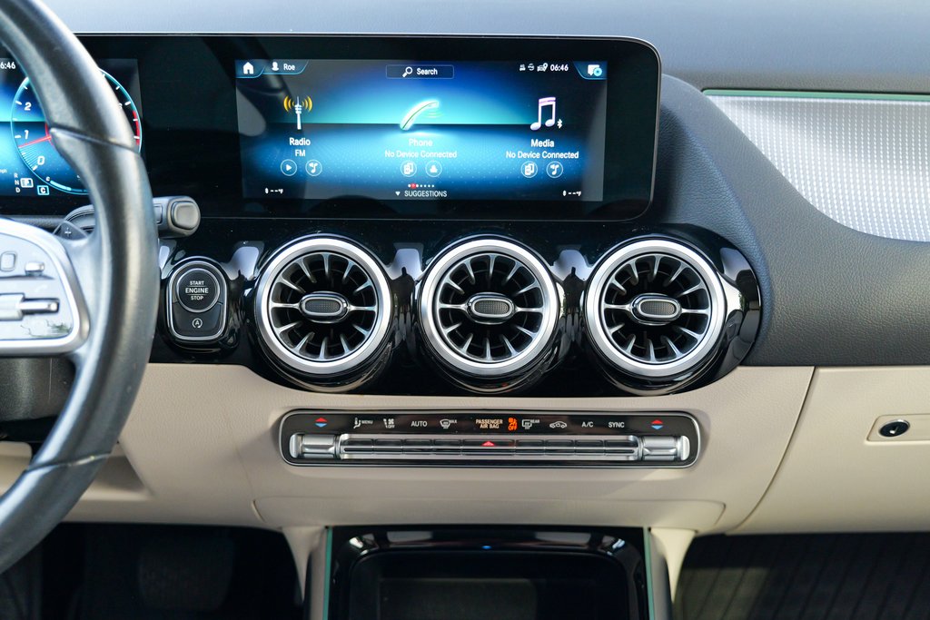 2022 Mercedes-Benz GLA 250 Image 38 of 56