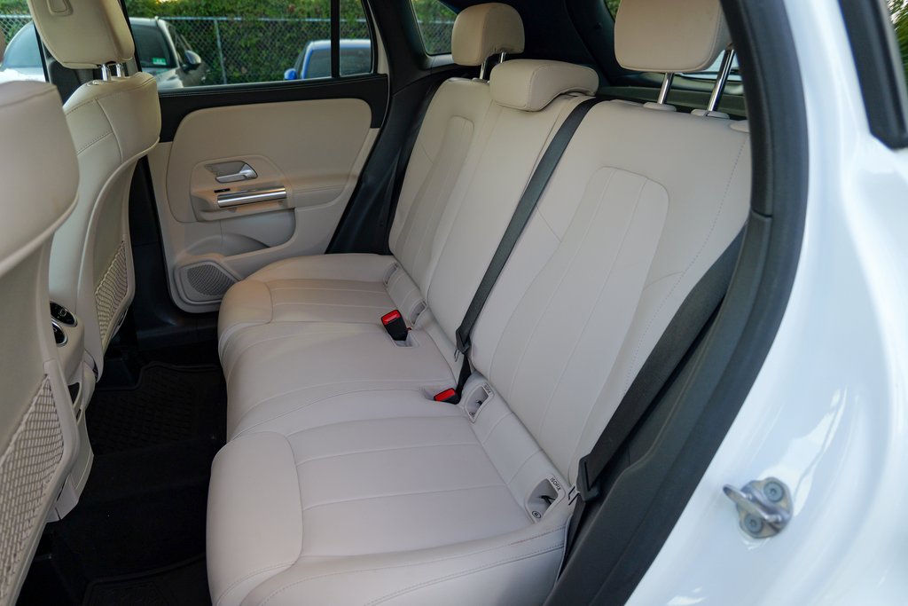 2022 Mercedes-Benz GLA 250 Image 22 of 56