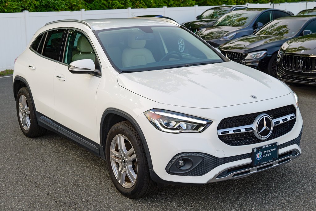 2022 Mercedes-Benz GLA 250 Image 3 of 56