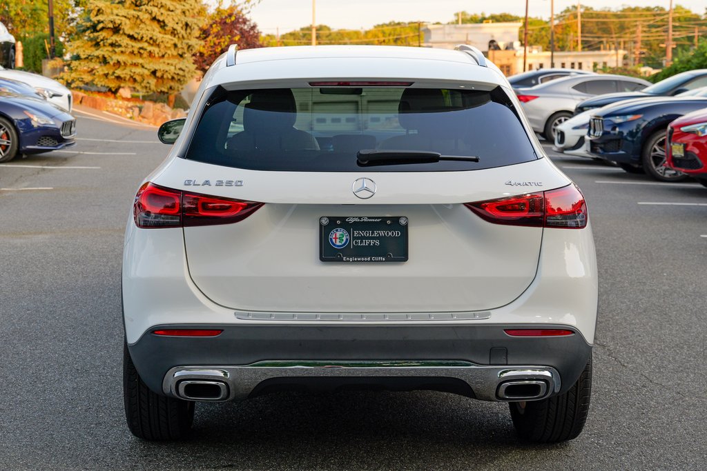 2022 Mercedes-Benz GLA 250 Image 7 of 56