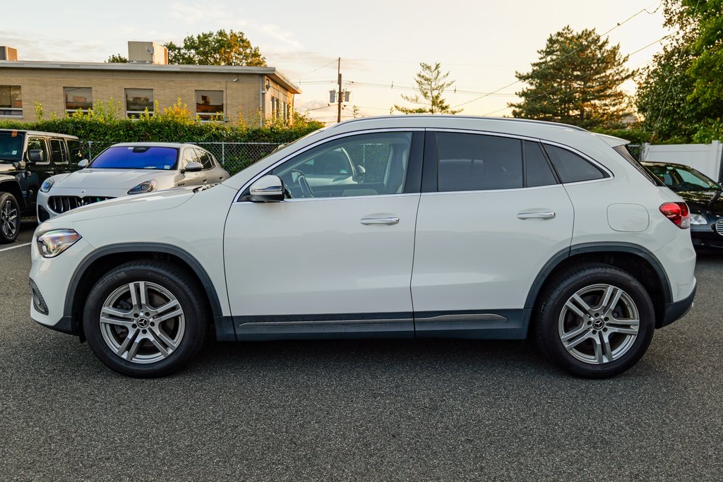 2022 Mercedes-Benz GLA 250 Image 9 of 56