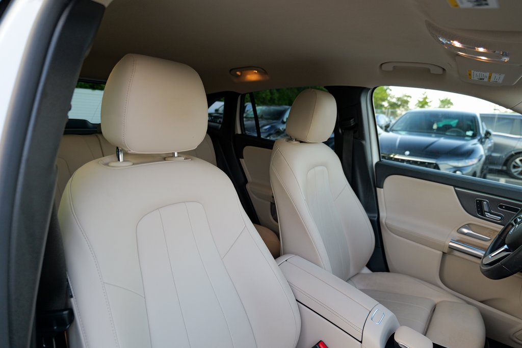 2022 Mercedes-Benz GLA 250 Image 27 of 56