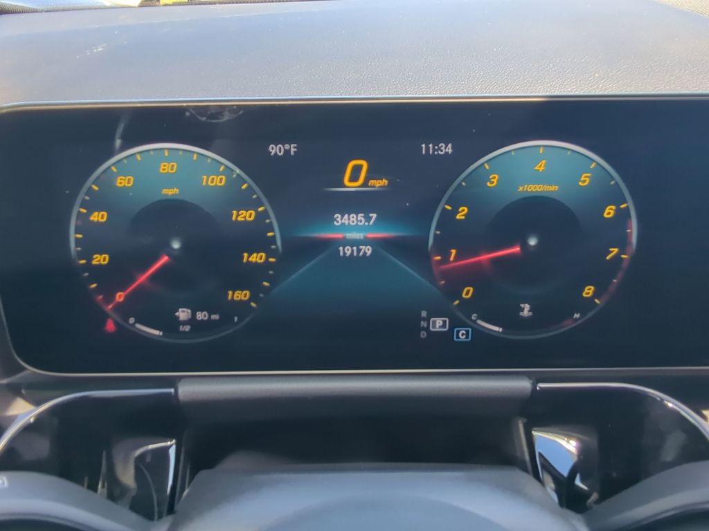 Vehicle image 19 of 25