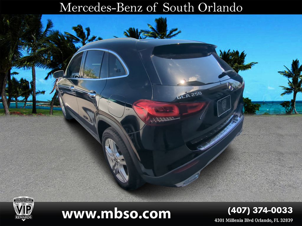 Vehicle image 6 of 25