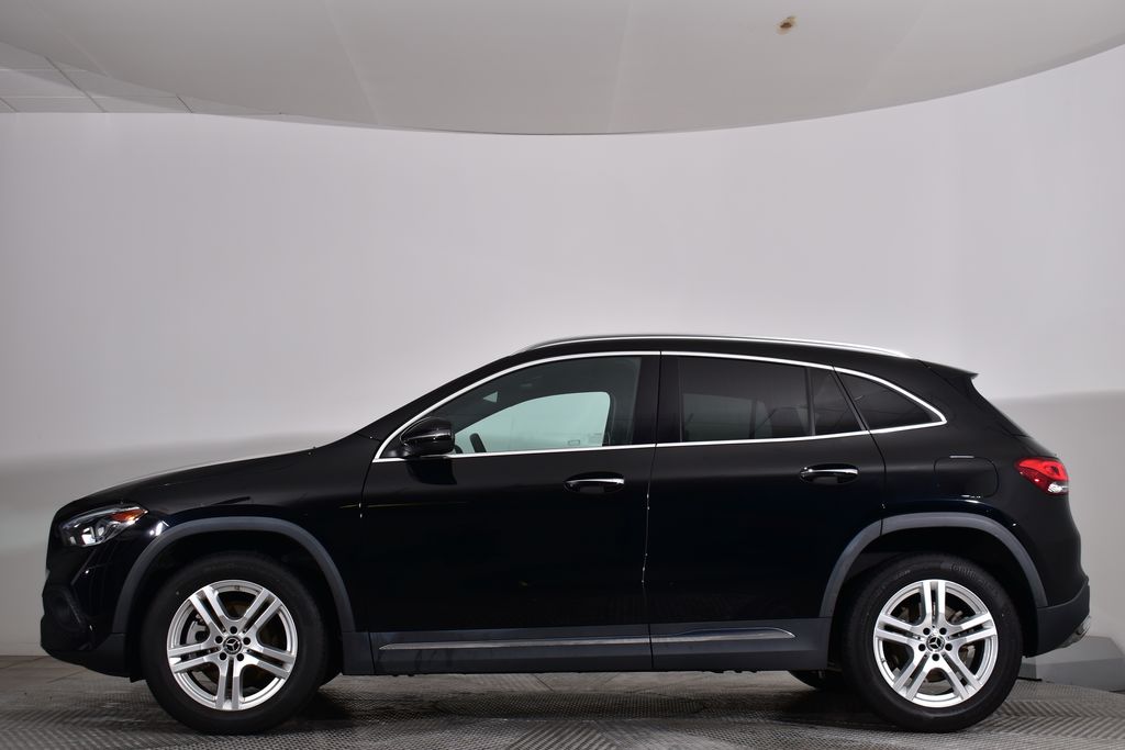 Vehicle image 9 of 36