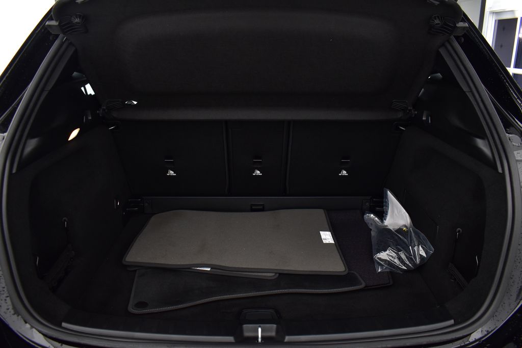Vehicle image 12 of 36