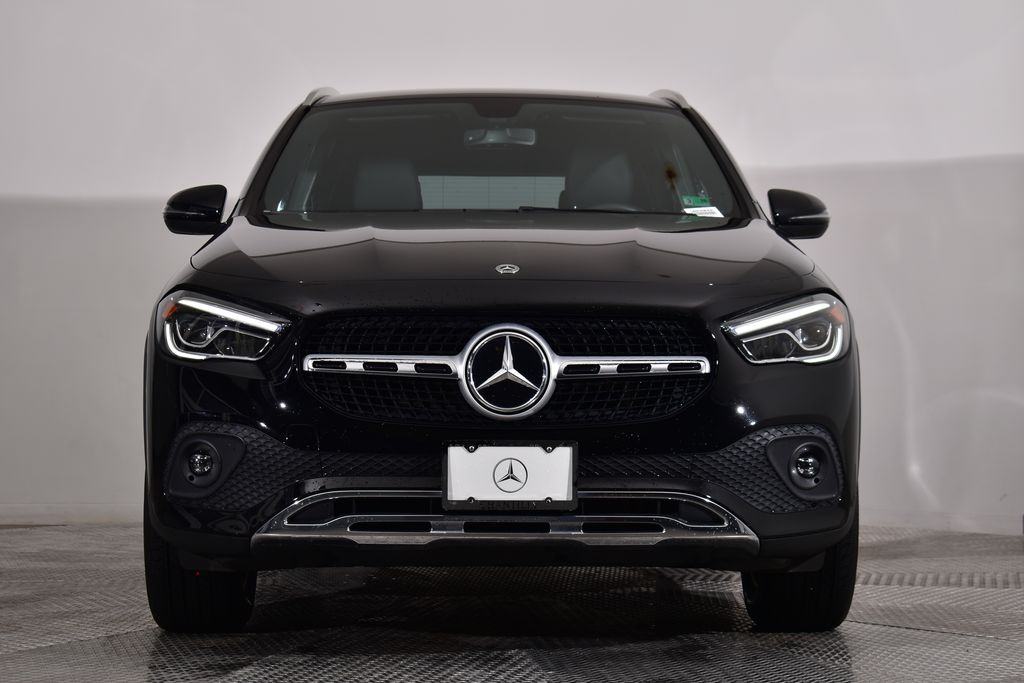 Vehicle image 2 of 36