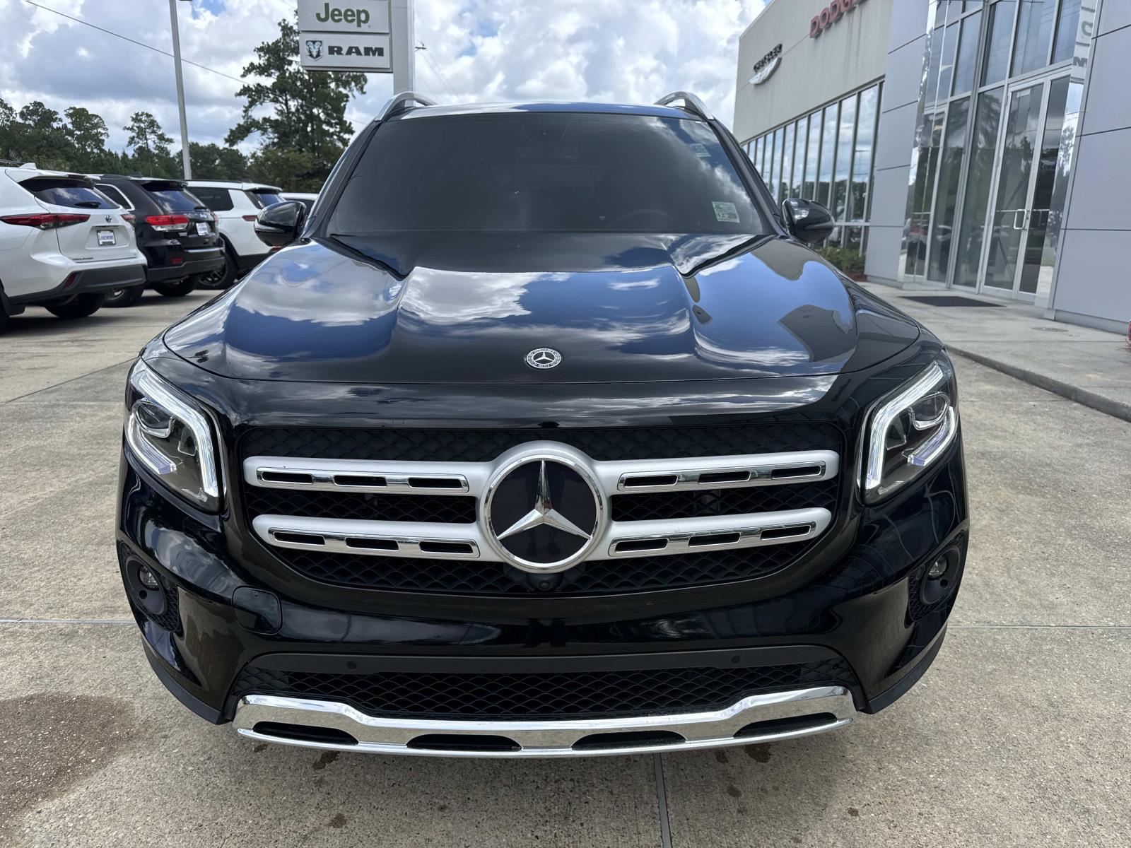 Vehicle image 26 of 27
