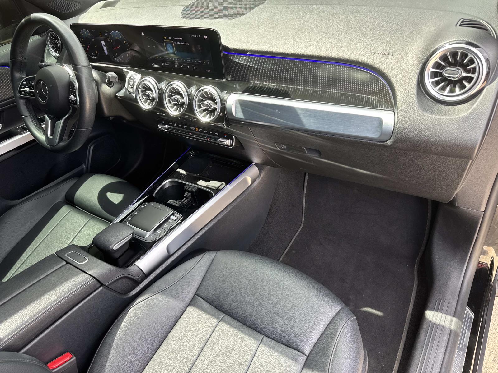 Vehicle image 9 of 27