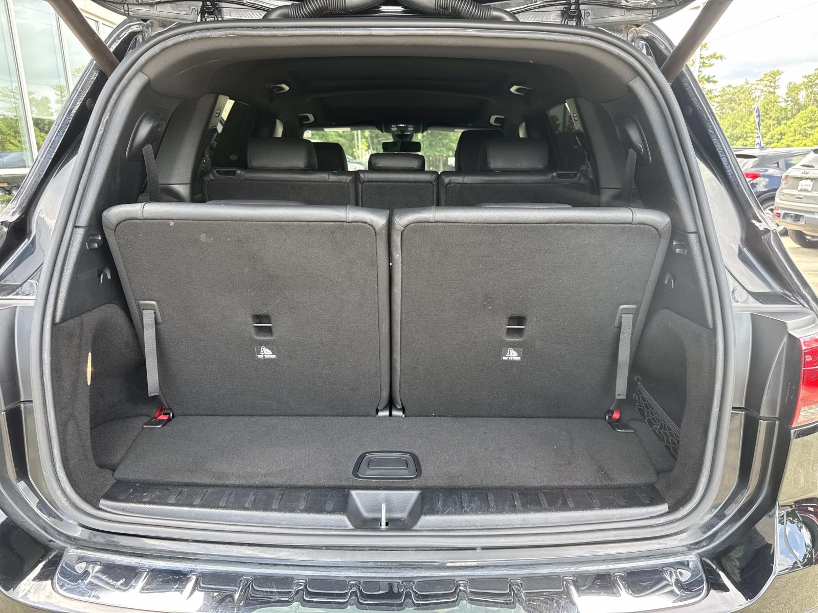 Vehicle image 6 of 27