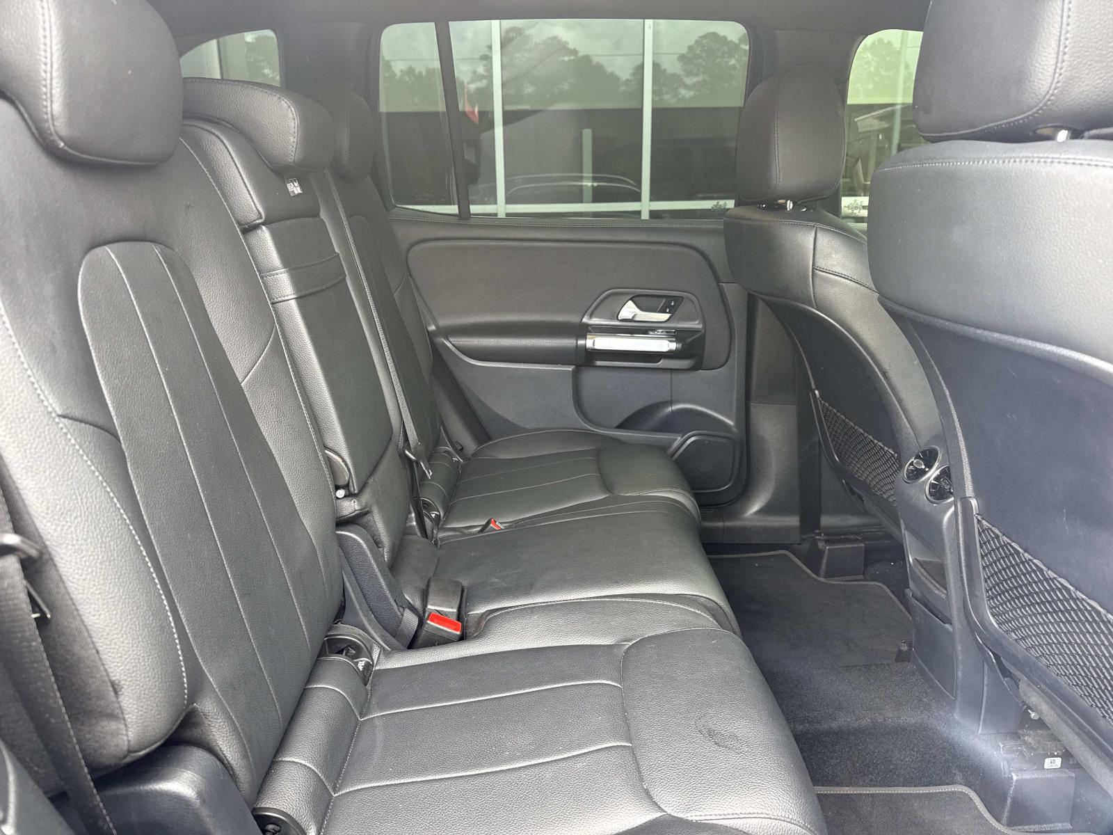 Vehicle image 7 of 27