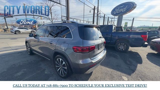 2022 Mercedes-Benz GLB 250 Image 5 of 17