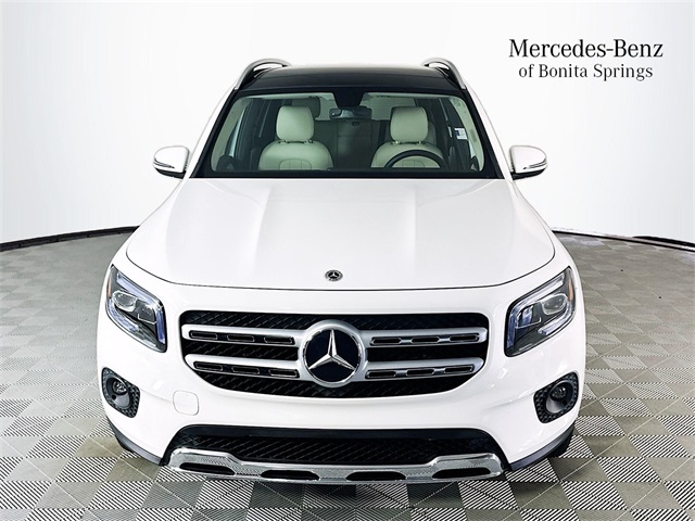 Vehicle image 2 of 29