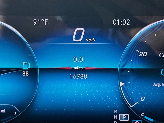 Vehicle image 20 of 29