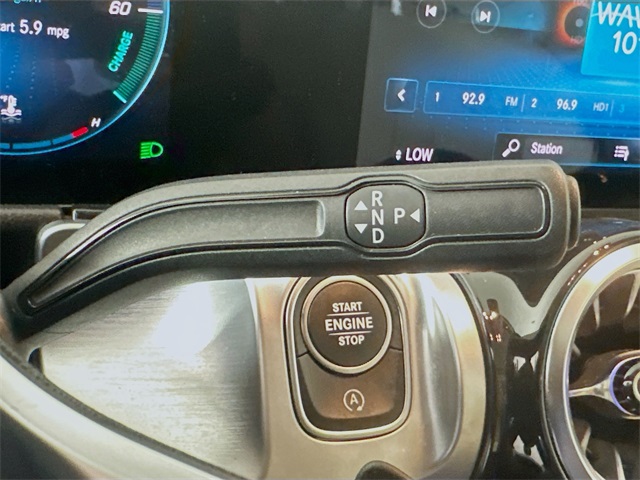 Vehicle image 19 of 29