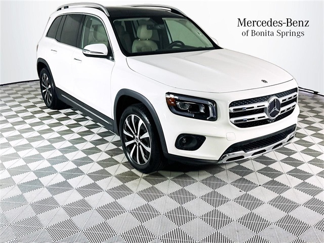 Vehicle image 3 of 29