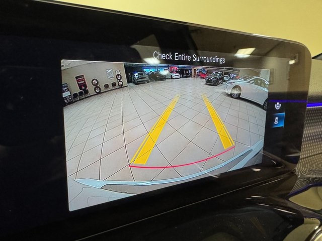 Vehicle image 19 of 28