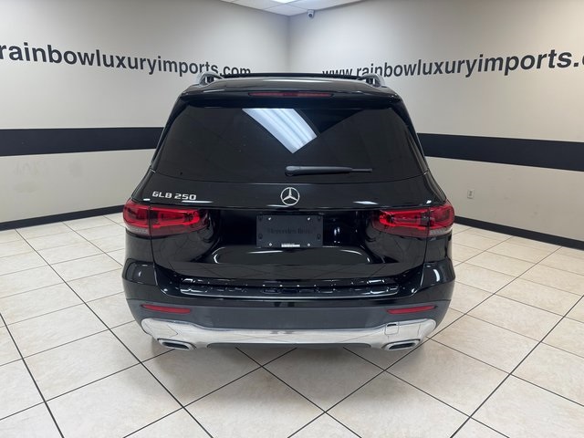 Vehicle image 6 of 28